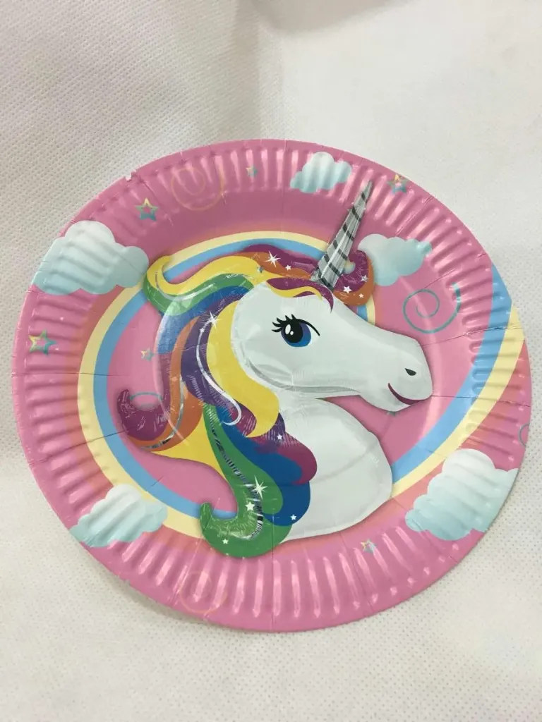18 cm plates, pack of 10 pieces