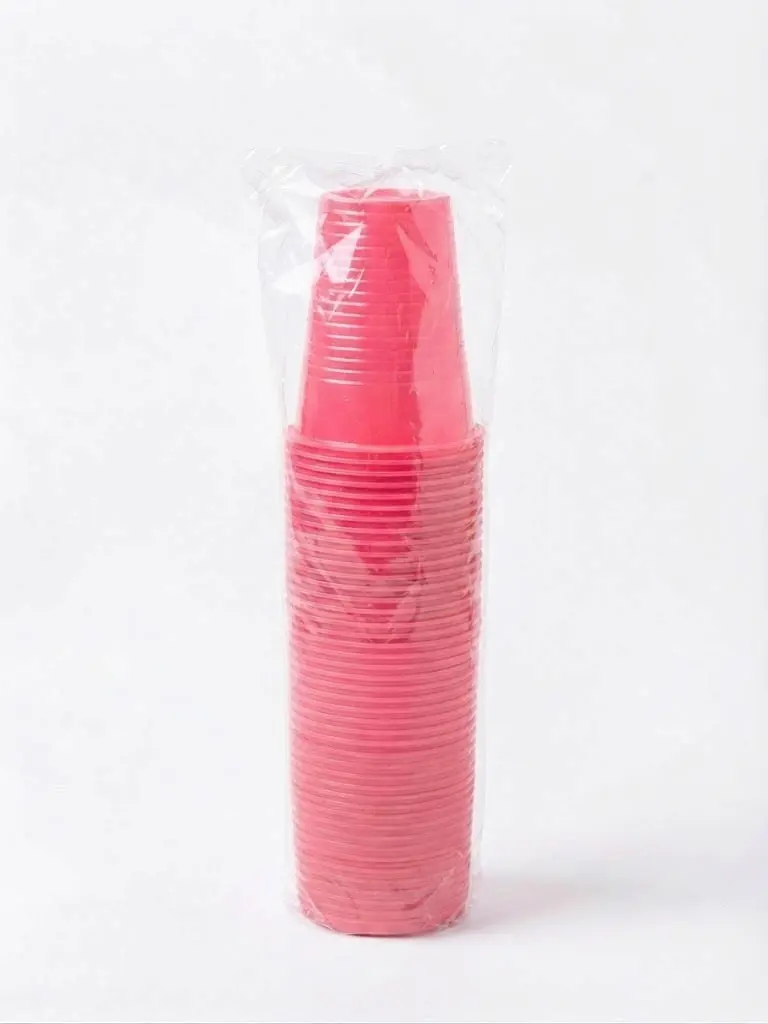 Disposable plastic cups Fushia color , 50 cups